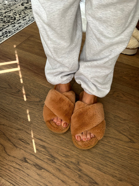 Lazy Weekend Fur Slippers